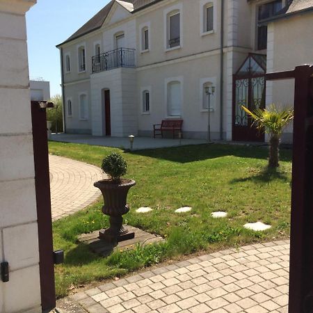 La Villa Bolero Saint-Cyr-sur-Loire Luaran gambar